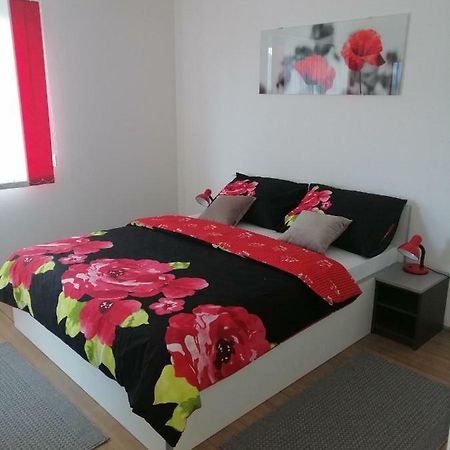Cosy Apartment Road A6 ฟูชิเน ภายนอก รูปภาพ